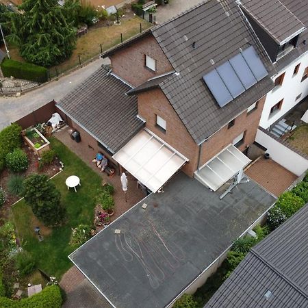 Gaestezimmer Junglas Bornheim  Bagian luar foto