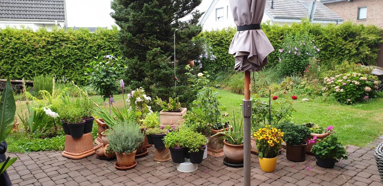 Gaestezimmer Junglas Bornheim  Bagian luar foto